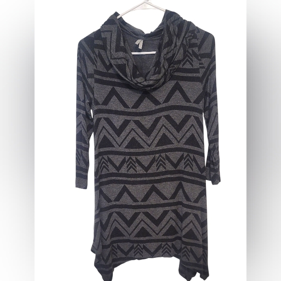 Vanity Sweaters - Vanity Charcoal and Black Patterned Cowl Neck Sweater, 3/4 Sleeve